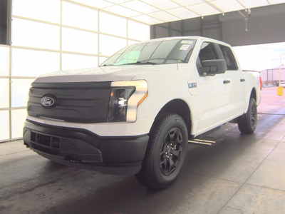 2025 Ford F-150 Lightning Pro
