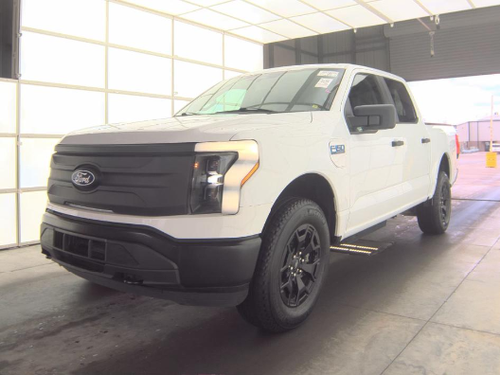 2025 Ford F-150 Lightning Pro