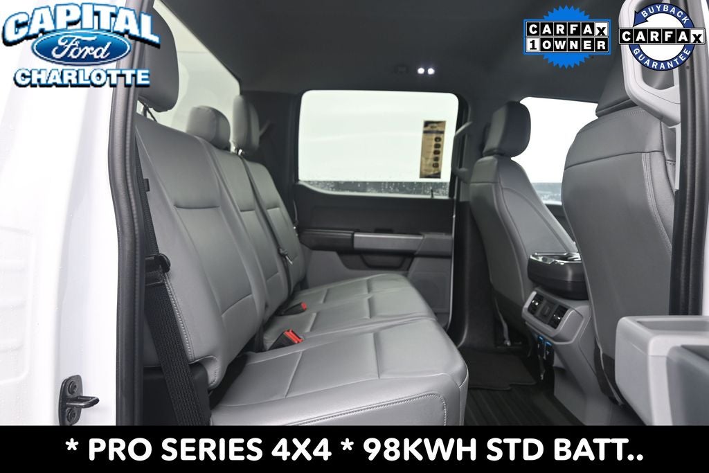 2025 Ford F-150 Lightning Pro
