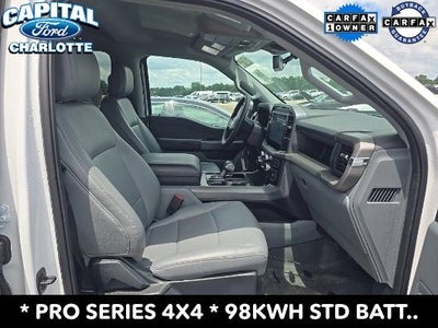 2025 Ford F-150 Lightning Pro