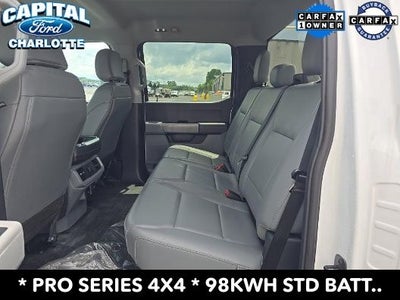2025 Ford F-150 Lightning Pro