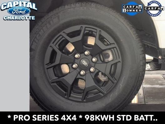 2025 Ford F-150 Lightning Pro