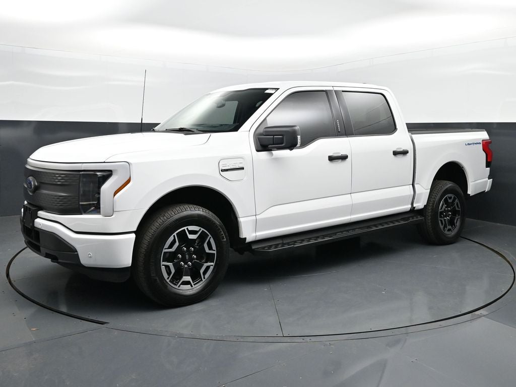 2023 Ford F-150 Lightning XLT