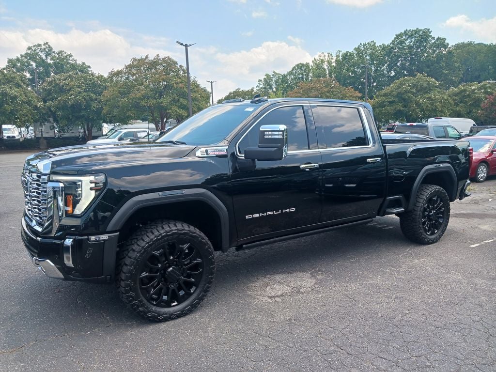 2025 GMC Sierra 2500HD Denali