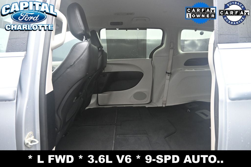 2023 Chrysler Pacifica Touring L