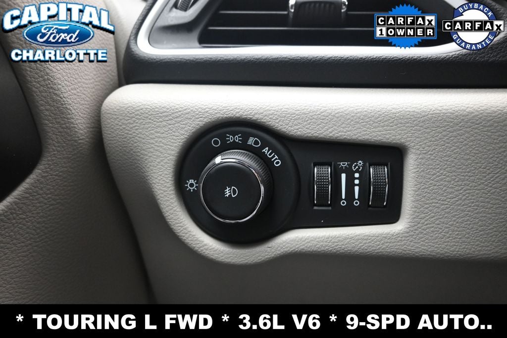 2024 Chrysler Pacifica Touring L
