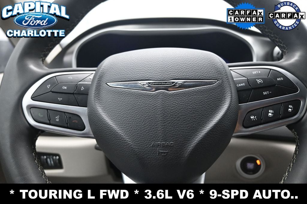 2024 Chrysler Pacifica Touring L