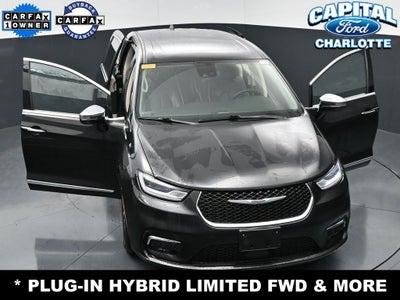 2023 Chrysler Pacifica Hybrid Limited