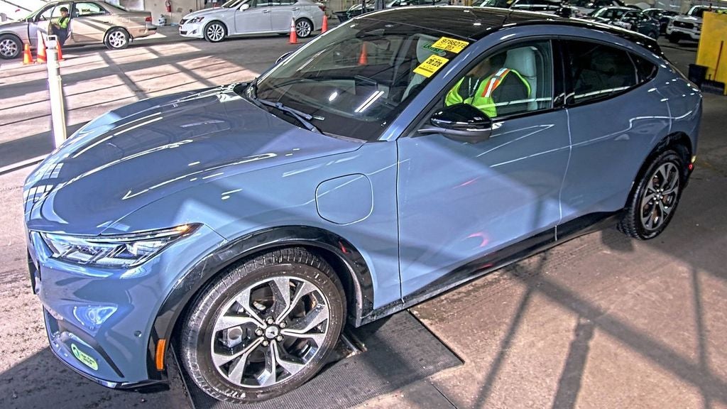 2023 Ford Mustang Mach-E Premium AWD