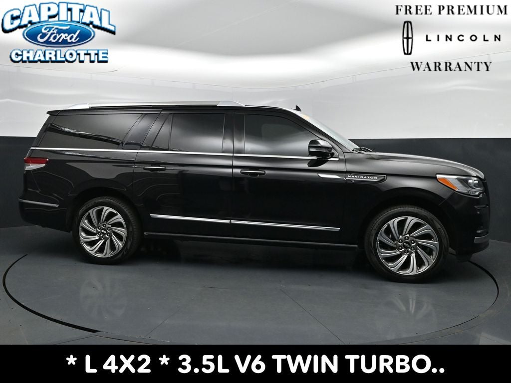 2022 Lincoln Navigator L Standard