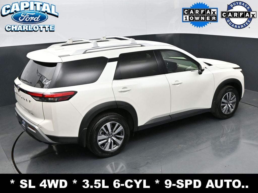 2023 Nissan Pathfinder SL
