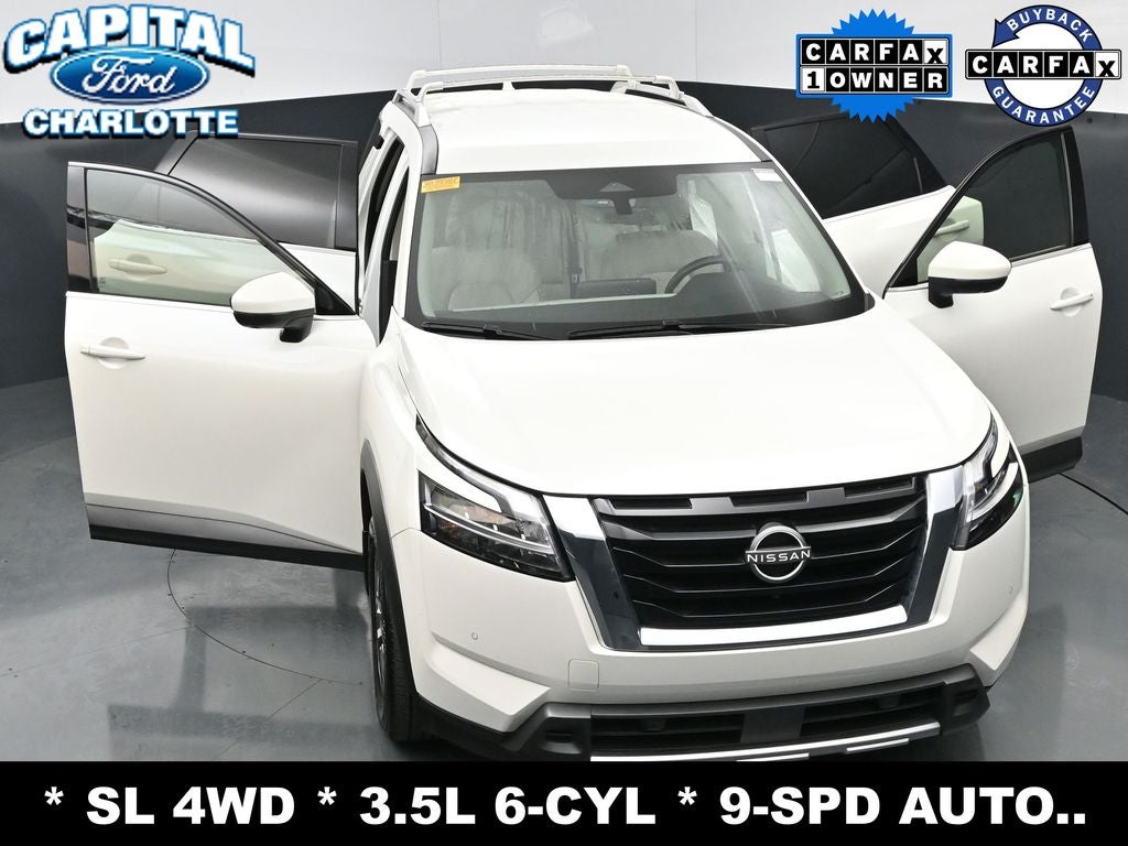 2023 Nissan Pathfinder SL