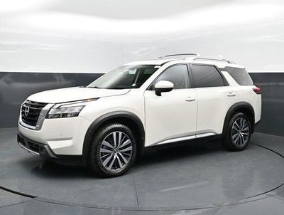 2022 Nissan Pathfinder Platinum