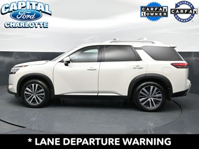 2022 Nissan Pathfinder Platinum