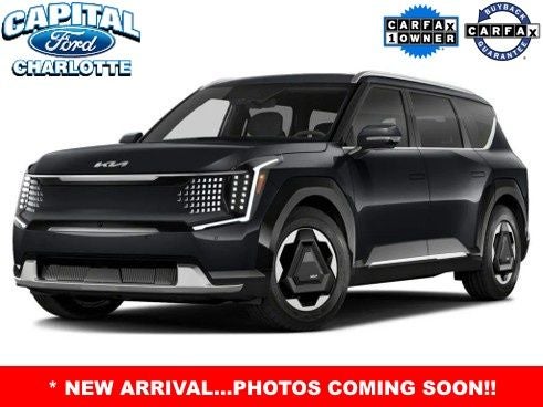 2024 Kia EV9 Light Long Range