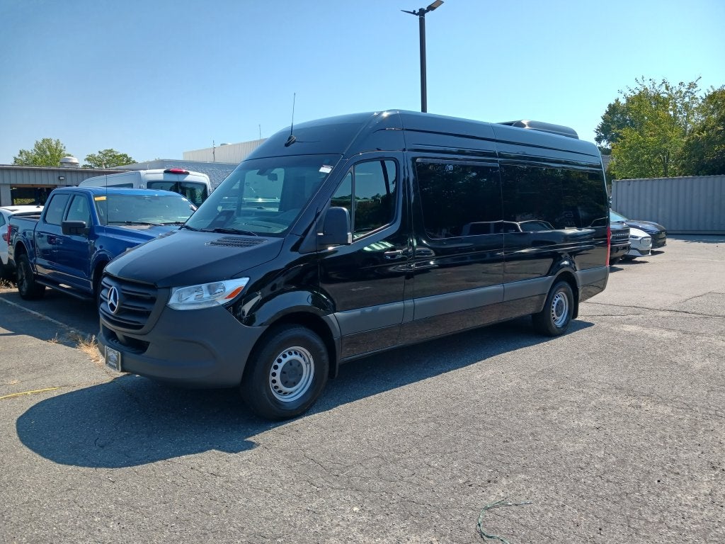 2025 Mercedes-Benz Sprinter 2500 Passenger 170 WB High Roof