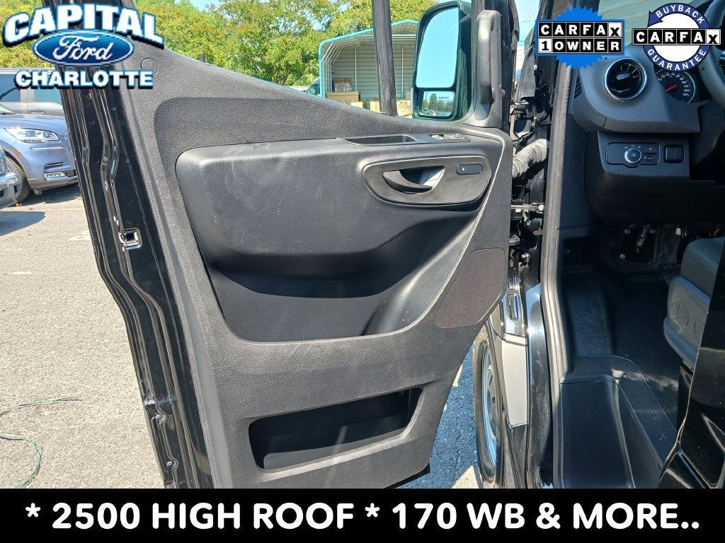 2025 Mercedes-Benz Sprinter 2500 Passenger 170 WB High Roof
