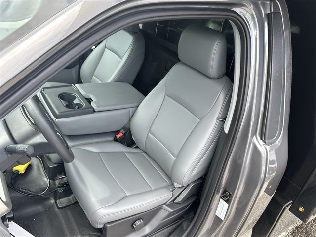 2025 Ford F-600SD XL