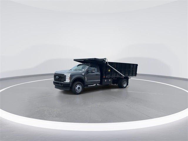 2025 Ford F-600SD XL