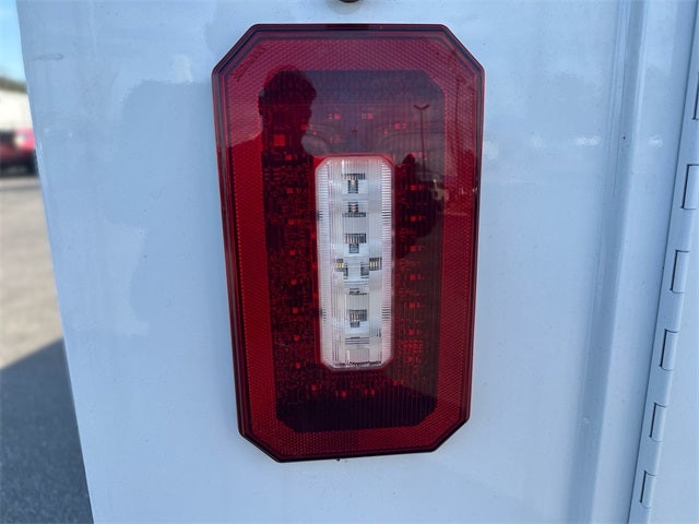 2025 Ford E-350SD Cutaway