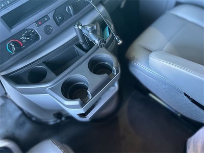 2022 Ford E-450SD Base DRW