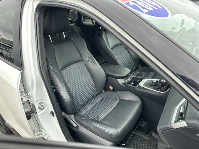 2019 Toyota RAV4 Hybrid XSE