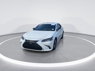 2024 Lexus ES 300h Ultra Luxury