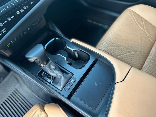 2024 Lexus ES 300h Ultra Luxury