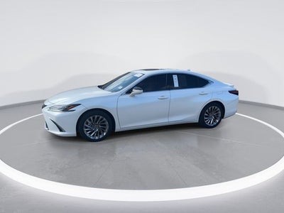 2024 Lexus ES 300h Ultra Luxury