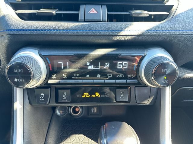 2024 Toyota RAV4 Hybrid SE