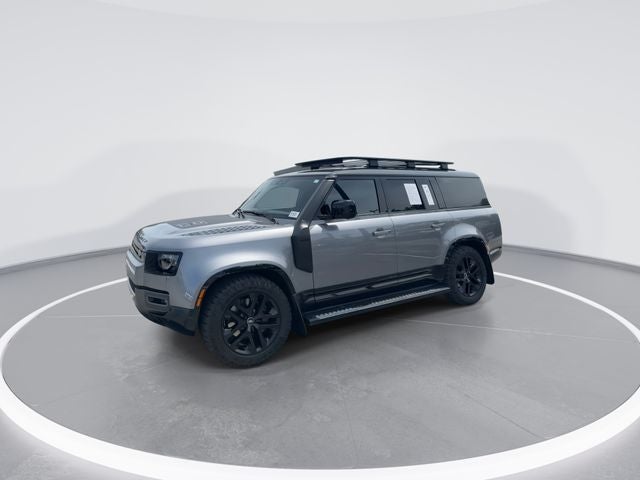 2024 Land Rover Defender 130 Outbound