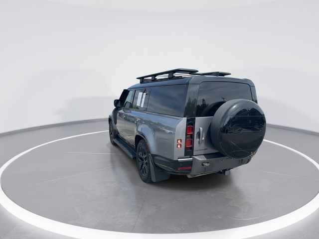2024 Land Rover Defender 130 Outbound