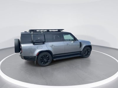 2024 Land Rover Defender 130 Outbound