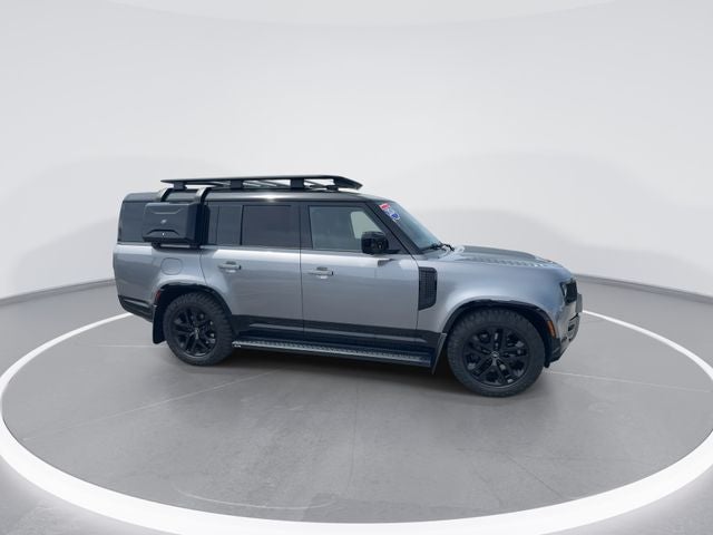 2024 Land Rover Defender 130 Outbound