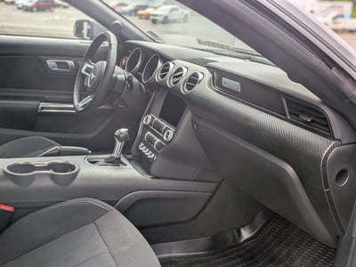 2022 Ford Mustang EcoBoost
