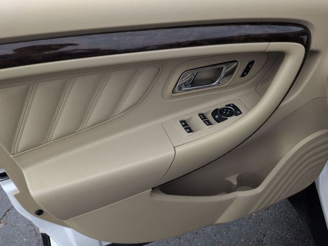 2015 Ford Taurus Limited