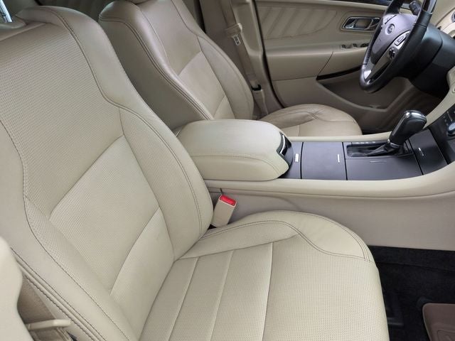 2015 Ford Taurus Limited