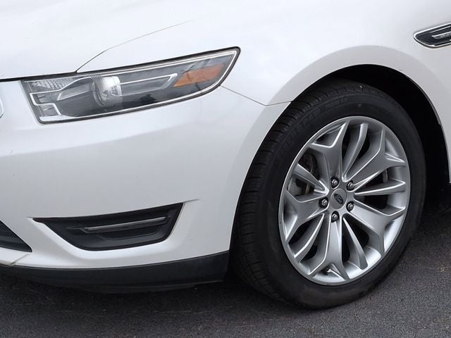 2015 Ford Taurus Limited