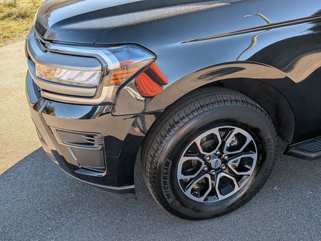 2024 Ford Expedition Max XLT 202A