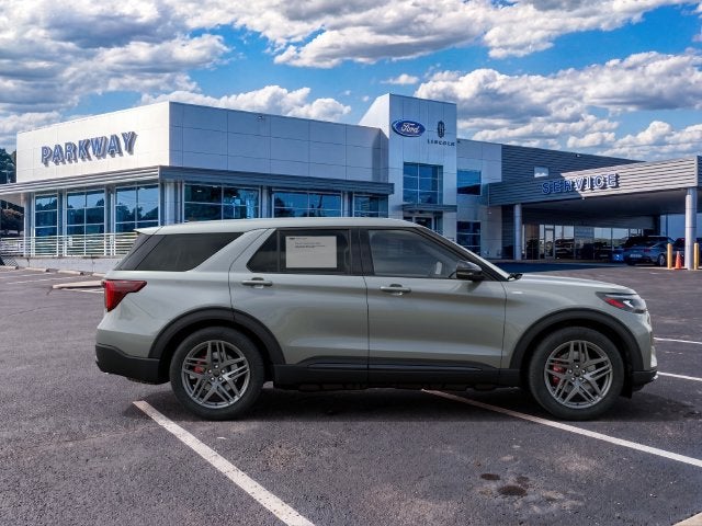 2027 Ford Explorer ST-Line