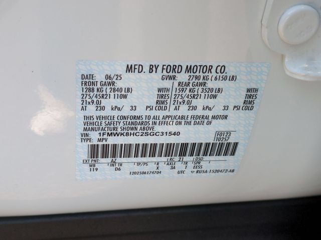 2025 Ford Explorer Platinum