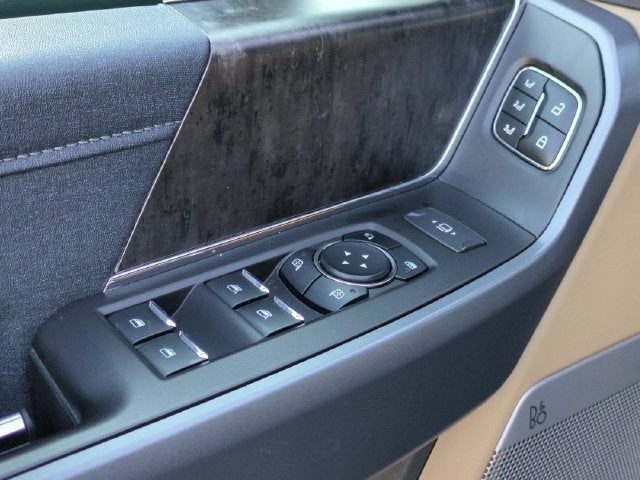 2023 Ford F-350SD Lariat