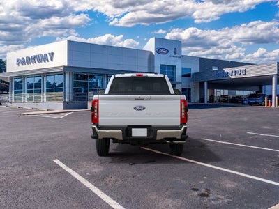 2027 Ford F-350SD Lariat