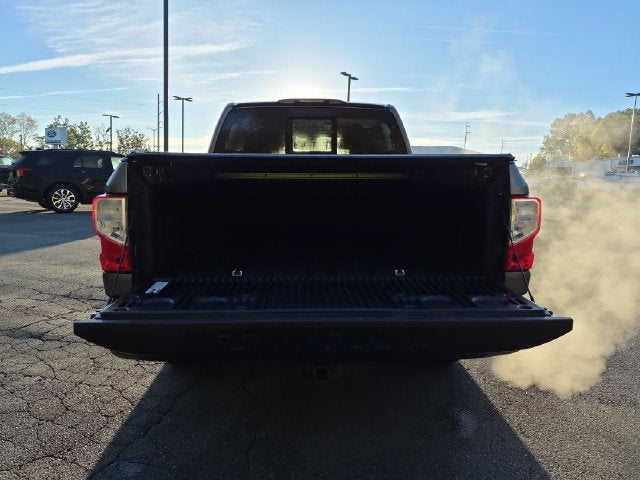 2017 Nissan Titan SL