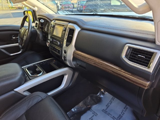 2017 Nissan Titan SL