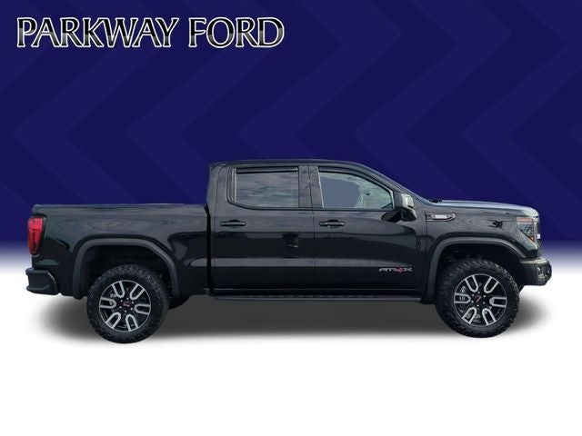2025 GMC Sierra 1500 AT4X