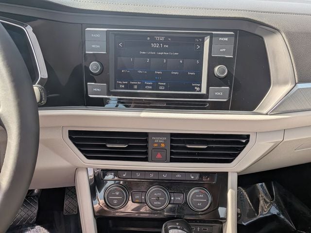 2022 Volkswagen Jetta 1.5T SE