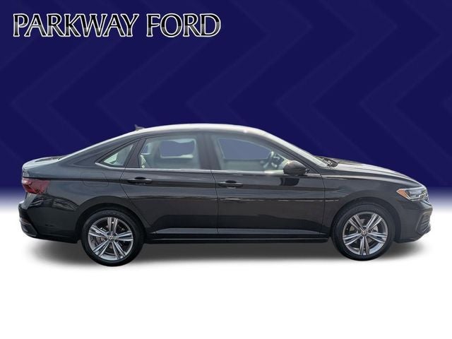 2022 Volkswagen Jetta 1.5T SE