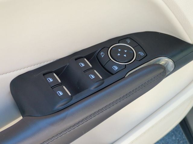 2015 Lincoln MKC Base