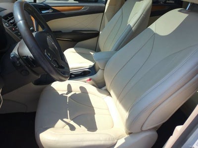 2015 Lincoln MKC Base